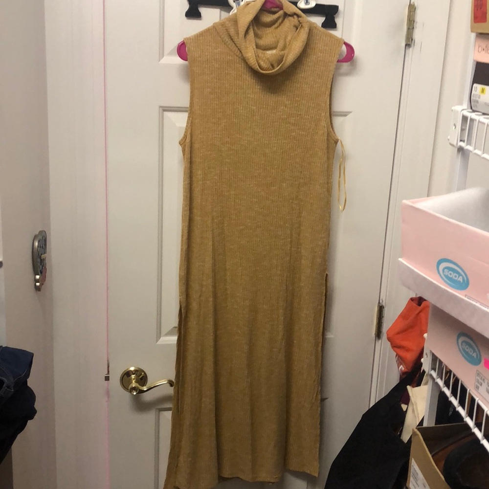 Knit extra long turtle neck tank